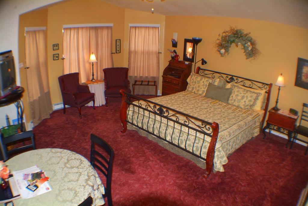 Castle Creek Bed And Breakfast Grand Junction Eksteriør bilde